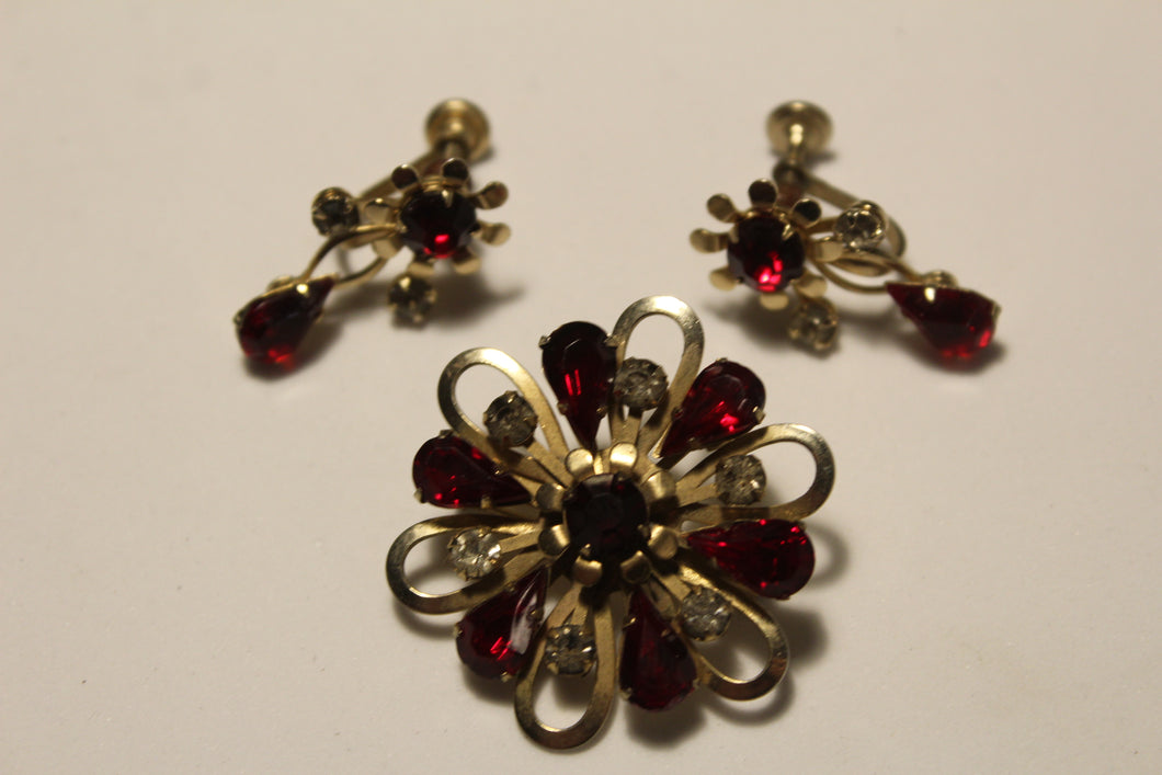 Mid Century Siam Red Flower Brooch & Earrings