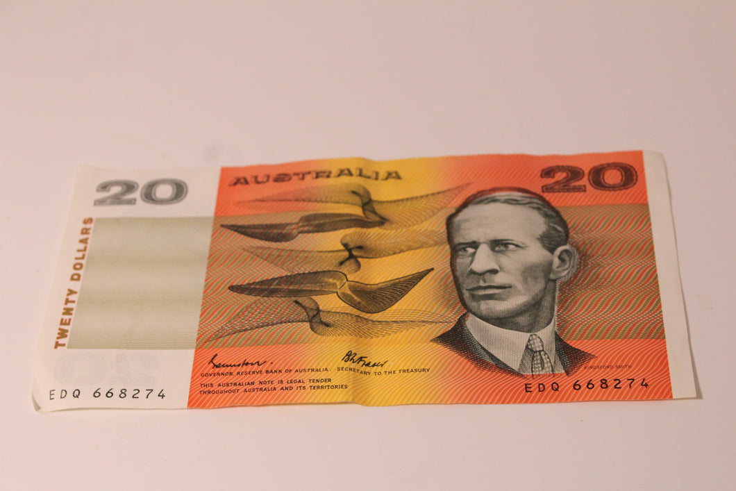 1985 Australian $20 Banknote  Johnson & Fraser  EDQ 668274