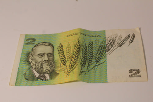 1985 $2 Australian Banknote Johnston & Fraser LEQ821392